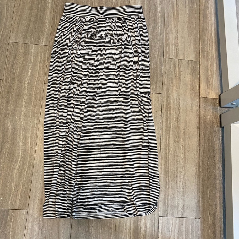 Ann Taylor Loft Black White Striped Long Straight Maxi Pencil Skirt Petite Xs
